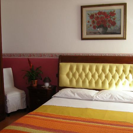 B&B 7 Camini San Giovanni Lupatoto Eksteriør billede