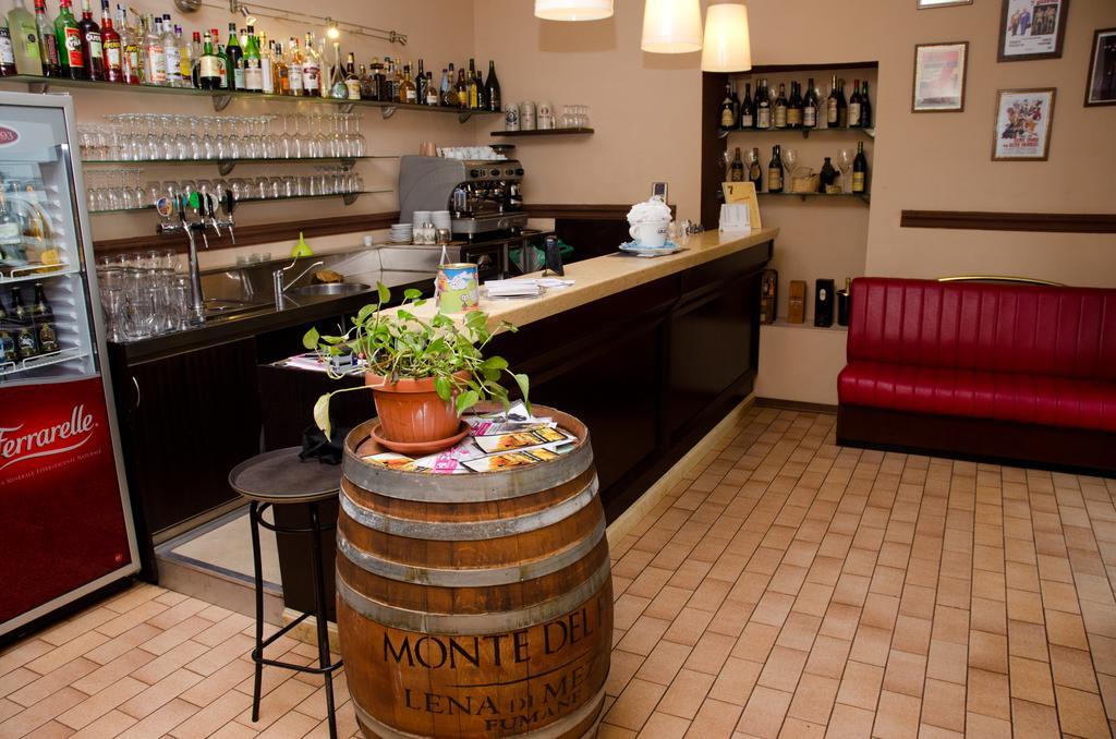 B&B 7 Camini San Giovanni Lupatoto Eksteriør billede