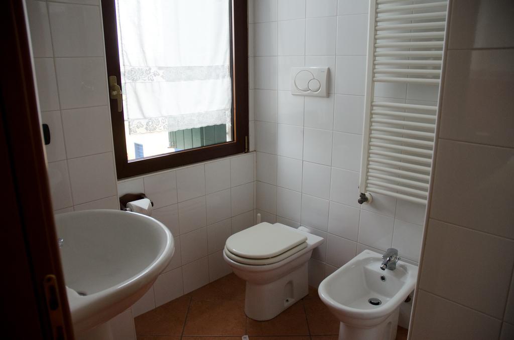 B&B 7 Camini San Giovanni Lupatoto Eksteriør billede