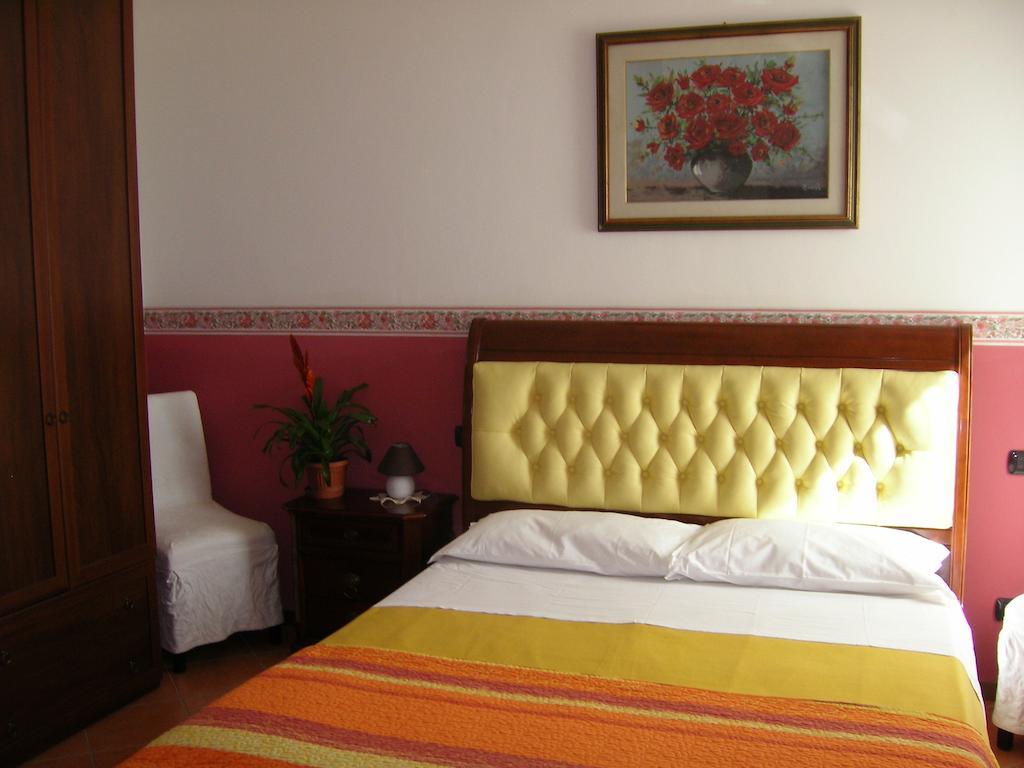 B&B 7 Camini San Giovanni Lupatoto Eksteriør billede