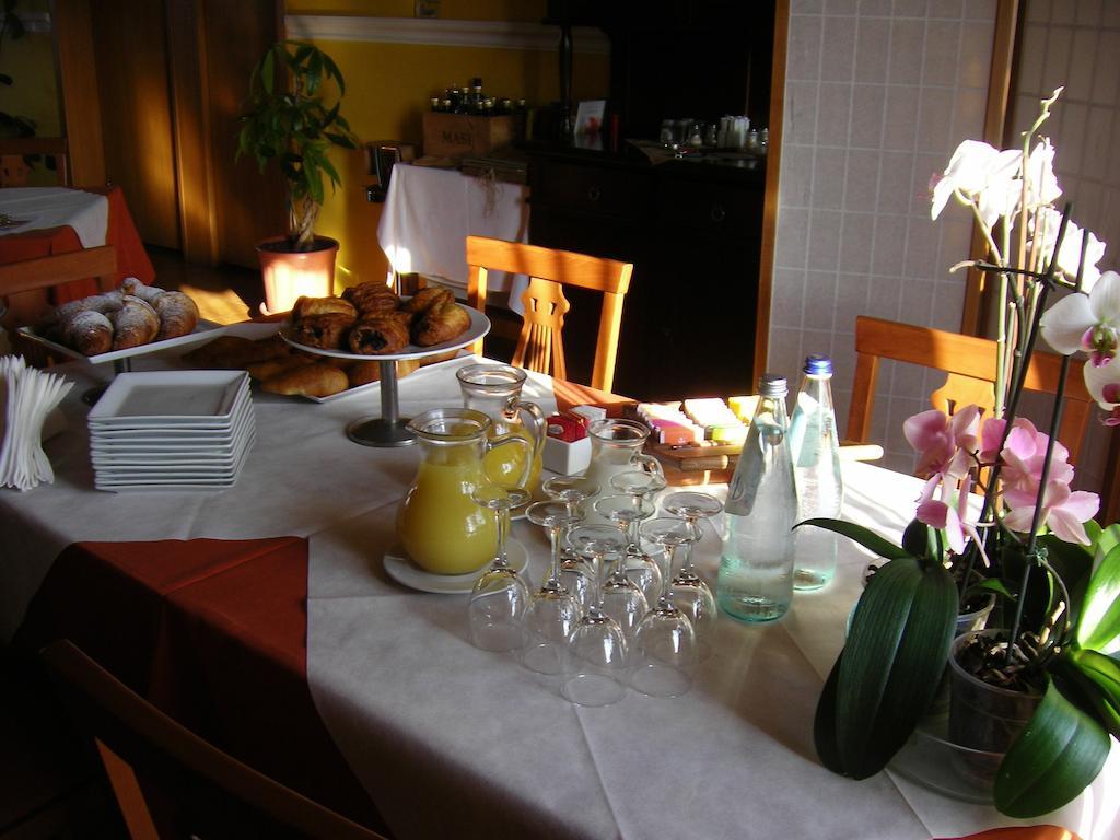 B&B 7 Camini San Giovanni Lupatoto Eksteriør billede